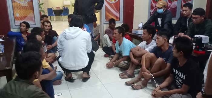 Gerebek Judi Togel, Polisi Dapat Perlawanan Warga