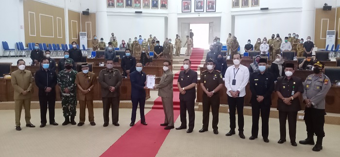 Sehari, Dewan Rampungkan 3 Paripurna