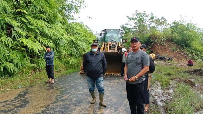 Penanganan Longsor Minta Pemprov Turun Tangan