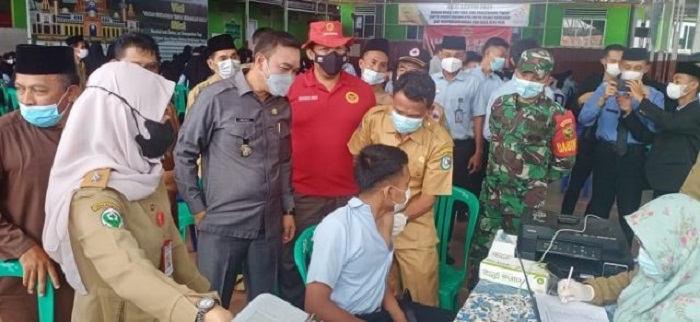 Vaksinasi Pelajar Baru 10 Persen