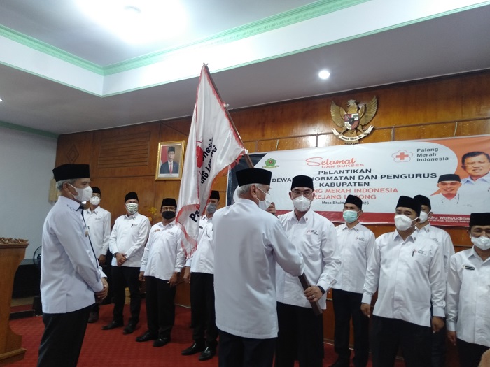 Dewan Kehormatan dan Pengurus PMI RL Dikukuhkan, Masa Bakti 2021-2026