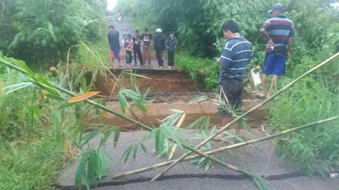 Jalan Penghubung Sukau Kayo – Pelabai Terputus