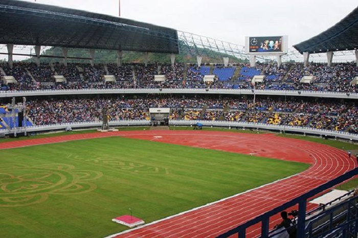 Bangun Stadion Tunggu Hibah