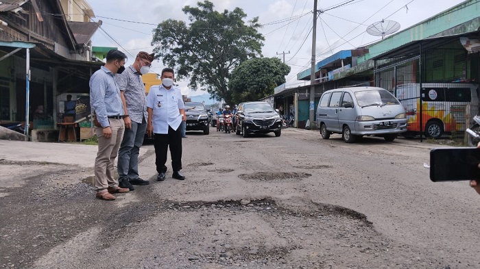 Wabup Saksikan Kerusakan “Jalan Kartini”