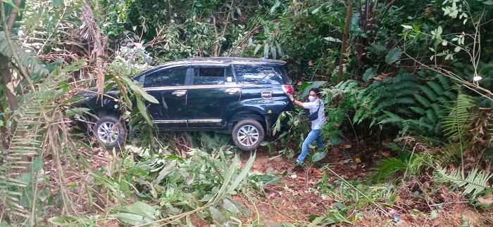 Innova Masuk Jurang, 4 Pelajar Dilarikan ke RS