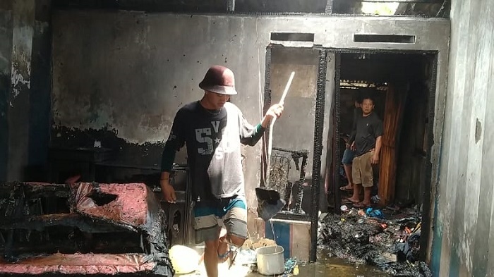 Rumah THL Satpol PP Ludes Terbakar