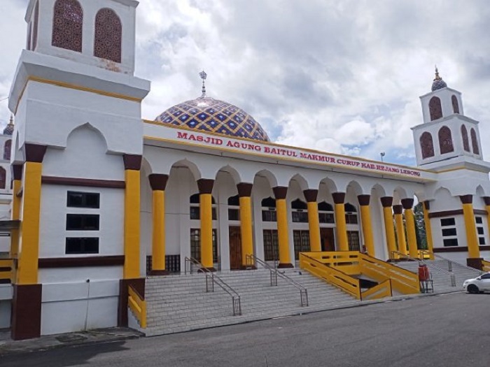 3 Nama Calon Imam Masjid Agung Sudah Dimeja Bupati