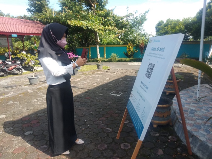 SMAN 6 Rejang Kepahiang, Terapkan Scan Barcode Peduli Lindungi