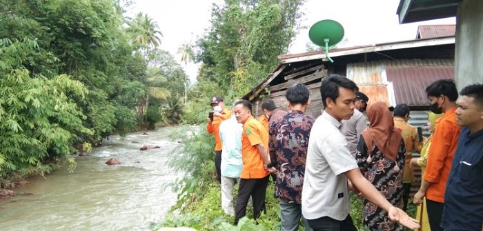 Abrasi, Rumah dan Sawah Warga Ikut Terdampak