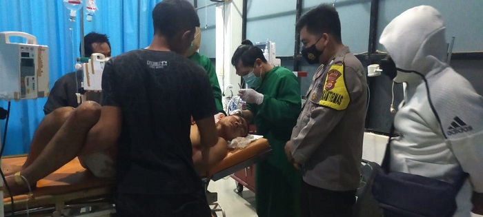 Pelaku Pembacokan Adik Ipar Masih Diburu