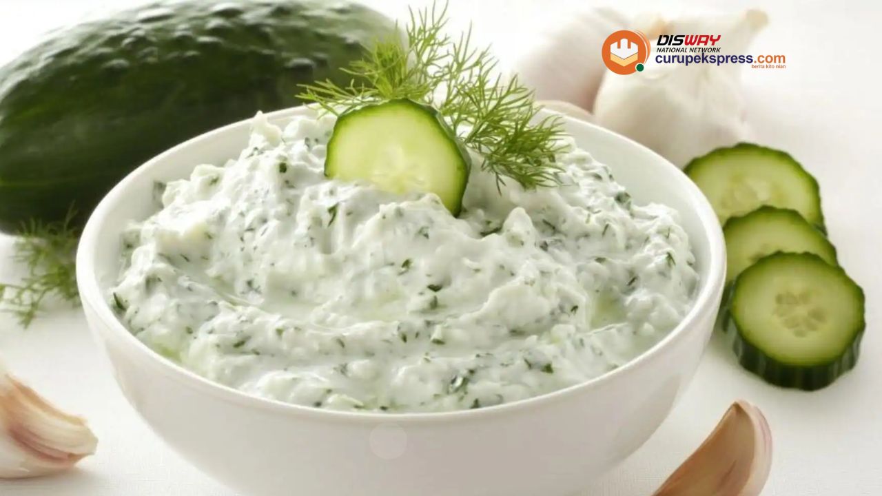 Resep Saus Tzatziki dengan Rempah Khas Indonesia