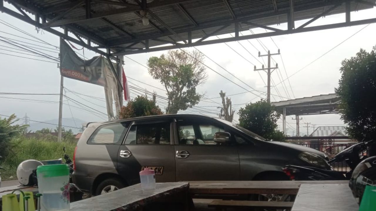 Kelebihan Mobil Toyota Kijang Innova yang Jarang Diketahui, Bisa Hemat Bensin Seharian!    ﻿