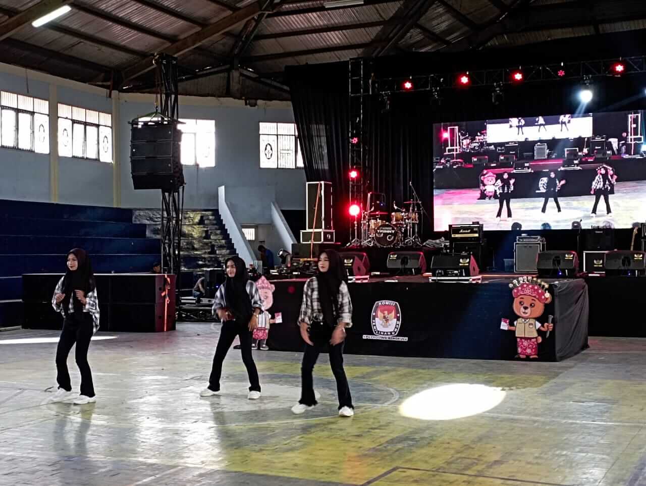  15 Grup Dance se Provinsi Bengkulu Unjuk Gigi pada Event Jingle Pilkada KPU Provinsi Bengkulu