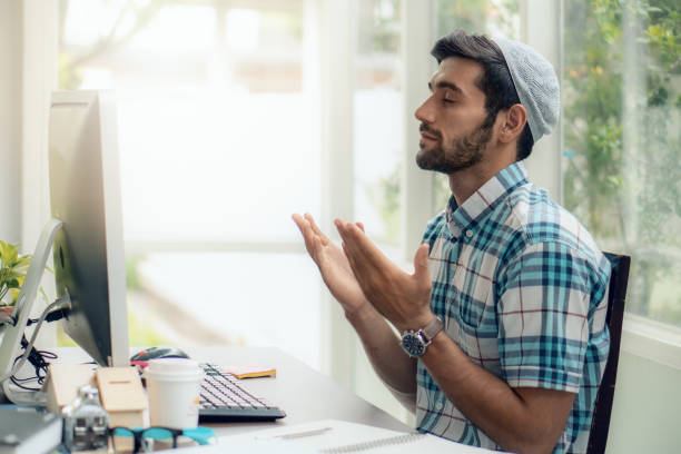 Cara Mengatur Waktu Ibadah selama Ramadan di Tengah Kesibukan