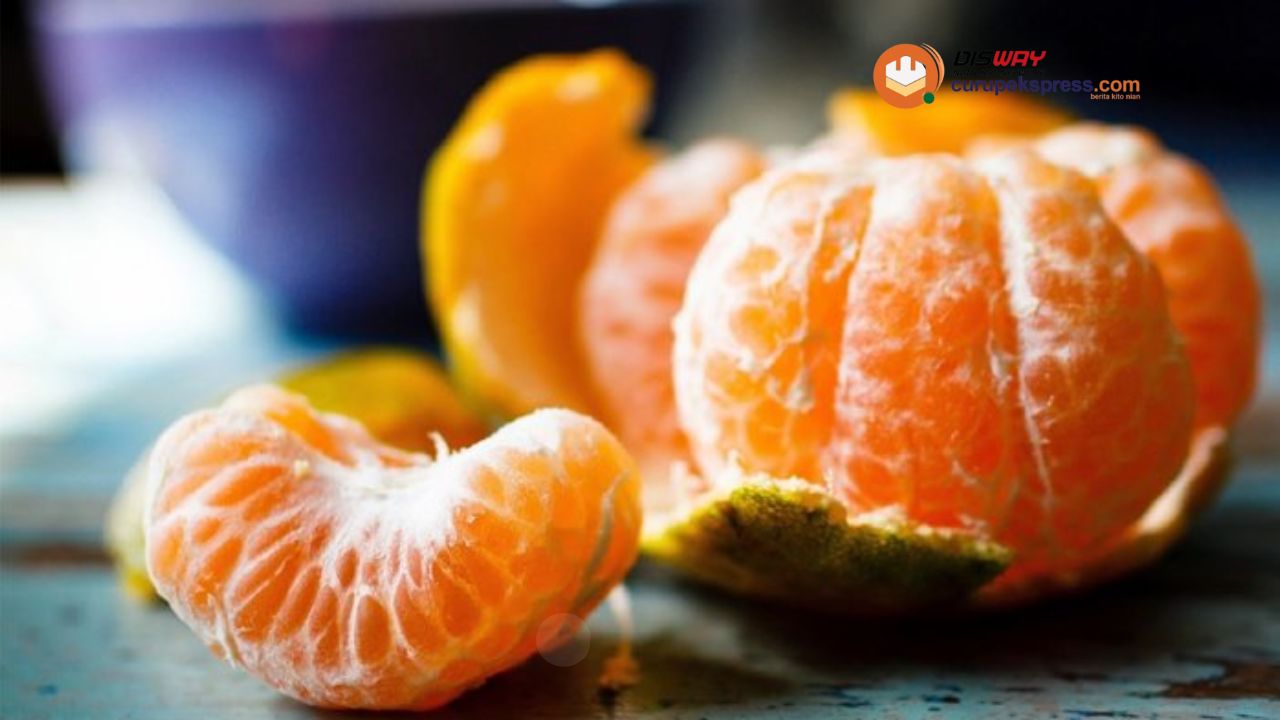 Bolehkah Serabut Putih Jeruk Dimakan? Ini Jawabannya!