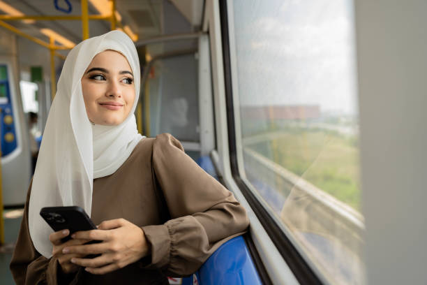 Alasan Kamu Gak Perlu Menjalani Gaya Hidup Standar Orang Lain