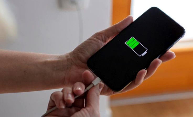   Inilah Cara Mengecas HP yang Dianjurkan agar Baterai Tetap Awet