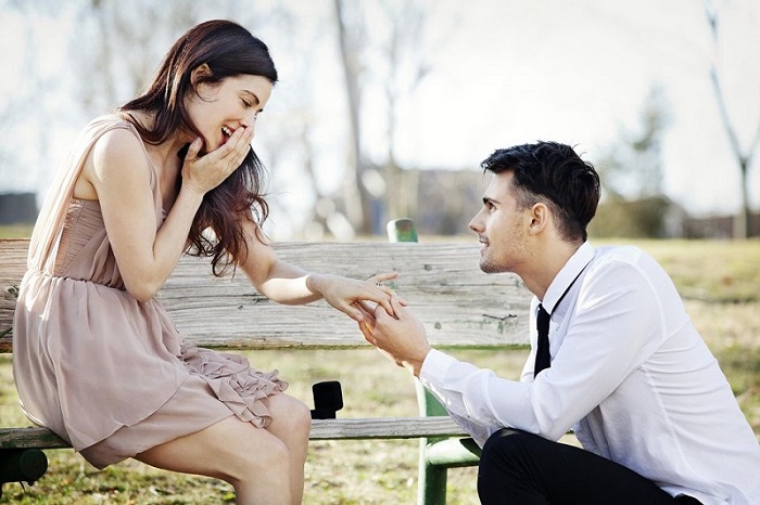 Catat! 5 Langkah Tepat yang Harus Kamu Lakukan Sebelum Melamar Kekasihmu