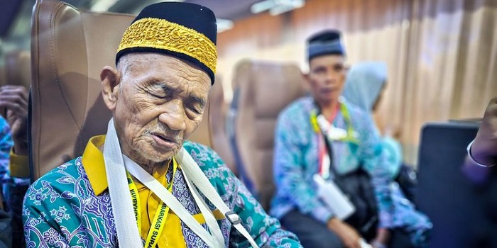 Mbah Harun Jamaah Haji Tertua 119 Tahun