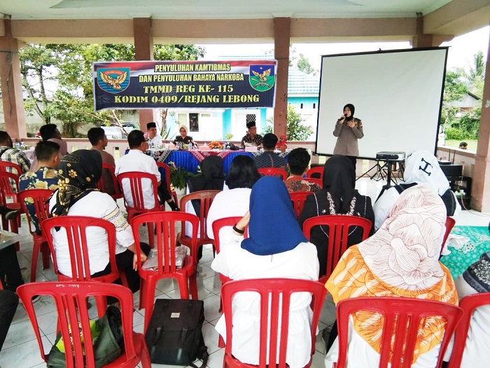 Satgas TMMD Ajak Warga Perangi Narkoba