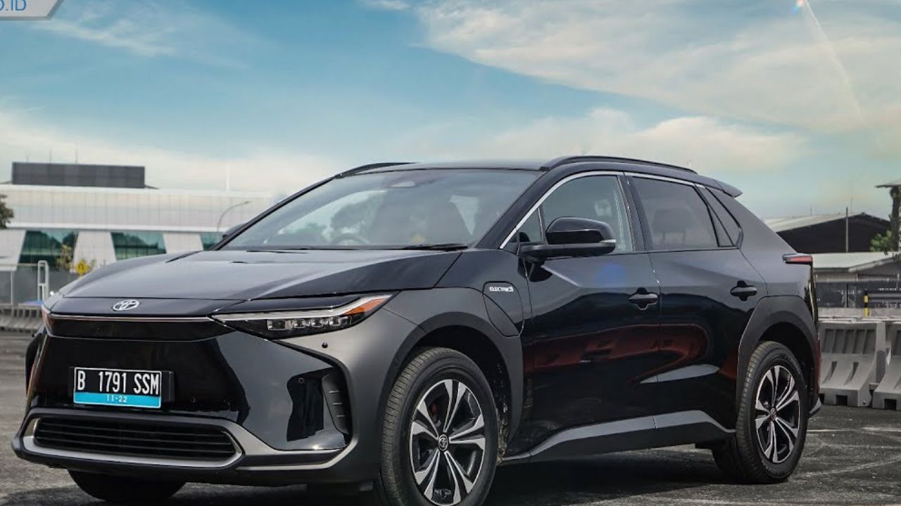 3 Kebiasaan Buruk Pengendara Mobil yang Bisa Bikin Mobil Bau, Cek Disini!