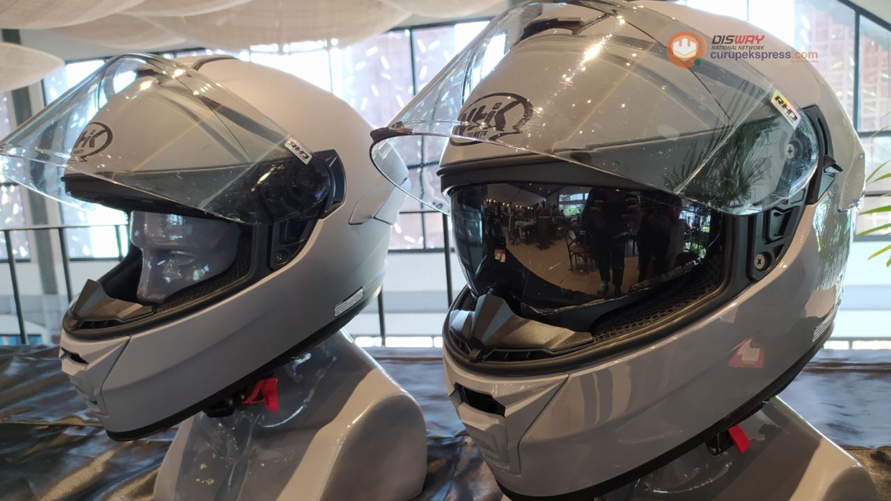 Tips Memilih Helm yang Nyaman untuk Berkendara di Musim Hujan