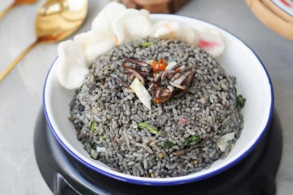 Resep Nasi Goreng Cumi Hitam