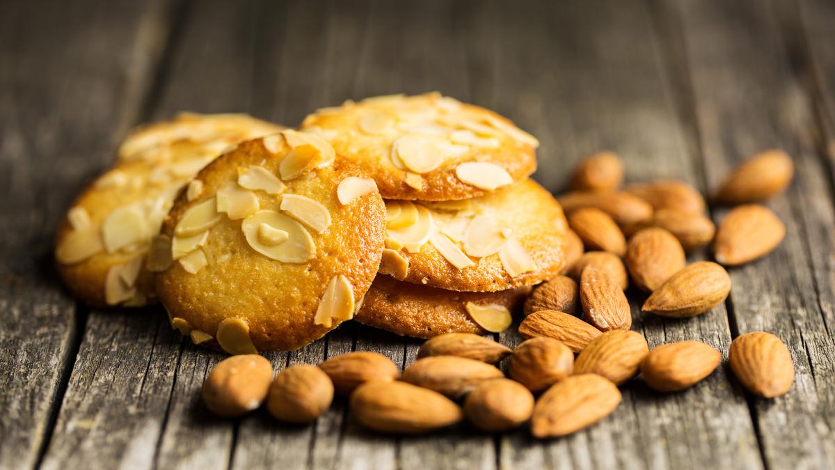 Renyah!! Ini Diaa Resep Almond Crispy Cookies