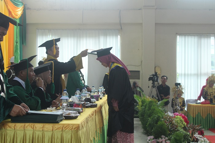 IAIN Curup Wisuda 898 Mahasiswa Rektor: Jadilah Lulusan yang Hebat