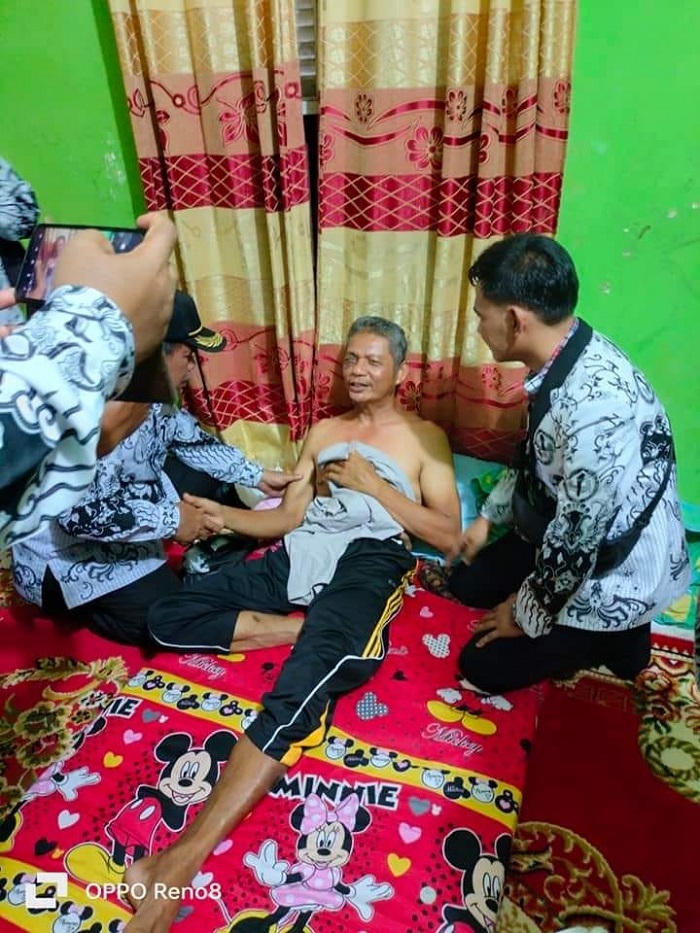 Cacat Permanen, Zaharman Guru Korban Katapel Wali Murid Berobat ke Padang