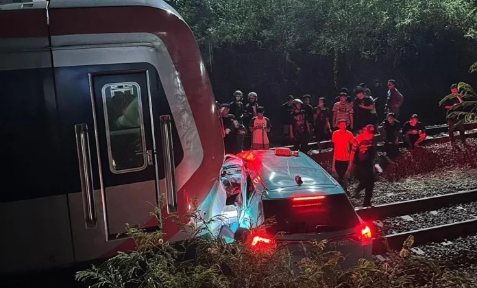 Fakta di Balik Kecelakaan KRL Argo Bromo Anggrek, Gangguan Mobil Listrik Jadi Sorotan!