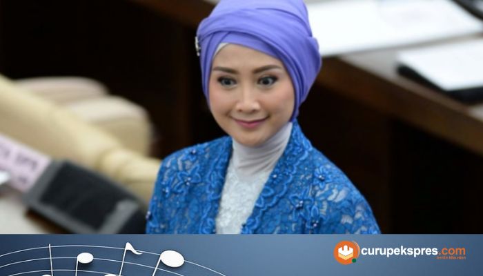 Lirik Lagu  'Tenda Biru' Desy Ratnasari