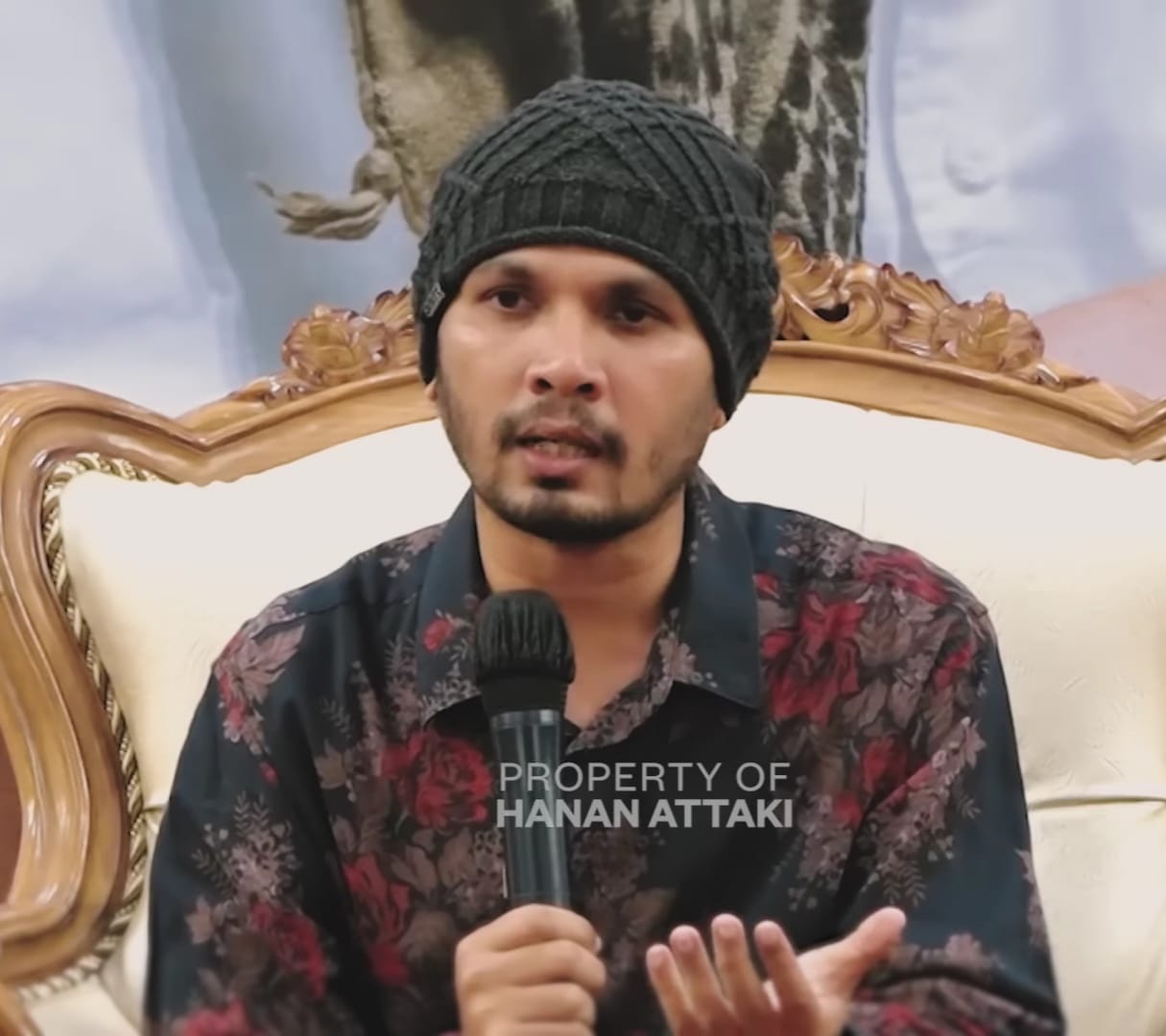 Kamu Udah Terlalu Jauh, Allah Nungguin Kamu Taubat, Kata Ustadz Hanan Attaki