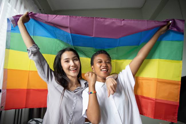 Waria Gay Semakin Marak, Bagaimana Menurut Pandangan Agama dan Budaya? 