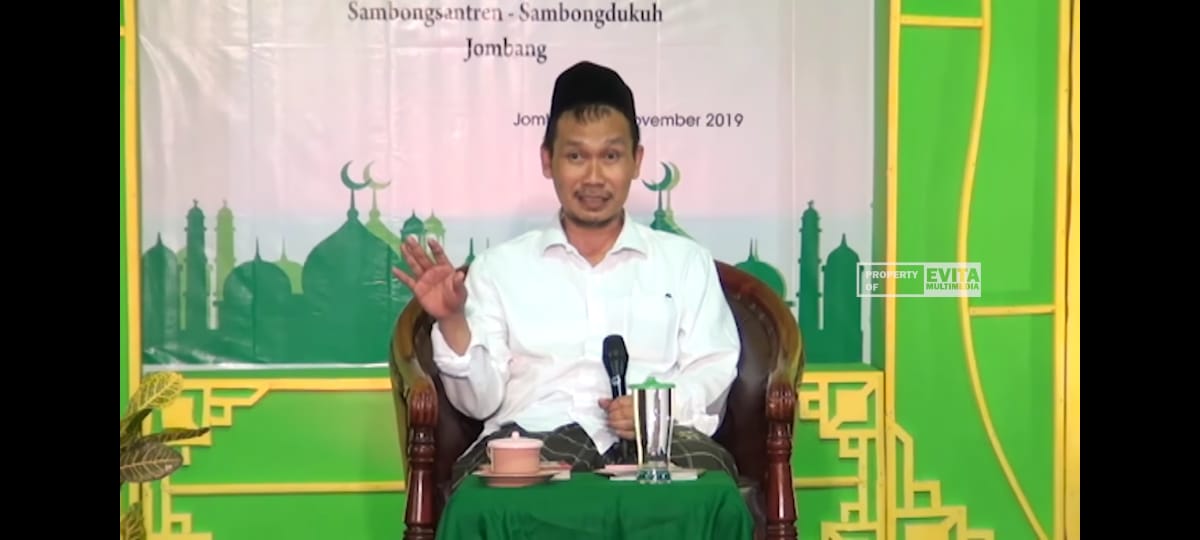 Gus Baha Jelaskan Logika Maulid Nabi