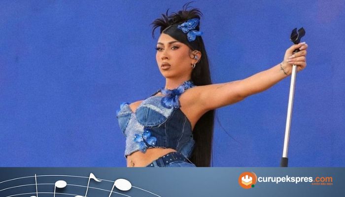 Lirik Lagu Dan Terjemahan ' Melting ' Kali Uchis