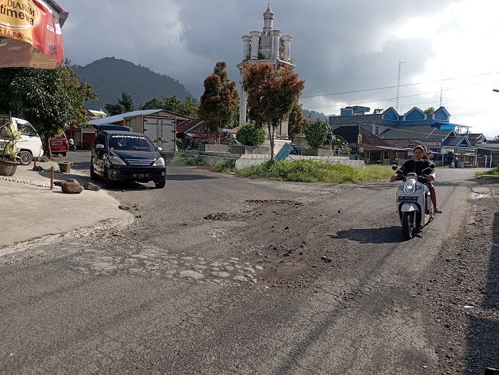 Jalan Kabupaten di 8 Kecamatan Alami Kerusakan, Begini Kata DPUPR..