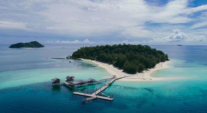 Wisata Pulau Saronde Gorontalo Keindahan  Tiada Tara