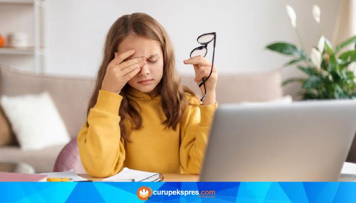 Tips Agar Mata Tetap Sehat Meskipun Berhadapan dengan Layar Komputer Setiap Saat