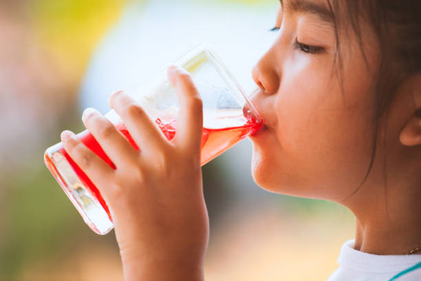Cara Efektif Mengubah Kebiasaan Anak Minum Minuman Manis