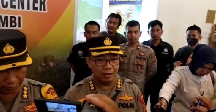 Terhalang Cuaca, Hingga Sore Ini Evakuasi Rombongan Kapolda Jambi Belum Bisa Dilakukan