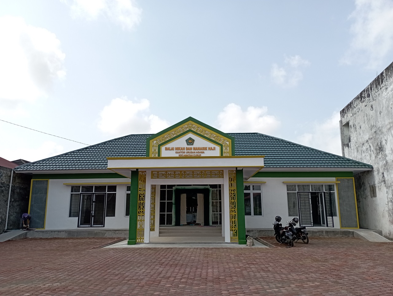 Dijadwalkan Usai Idul Fitri, Sejumlah Pasangan Mulai Bergantian Daftar Nikah di KUA