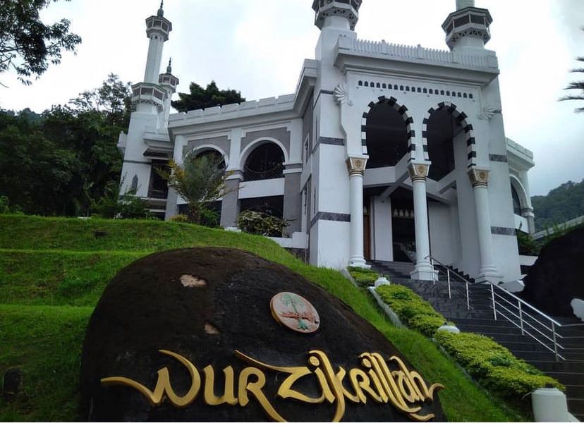 Ada Objek Wisata Miniatur Makkah di Sumatera Barat 