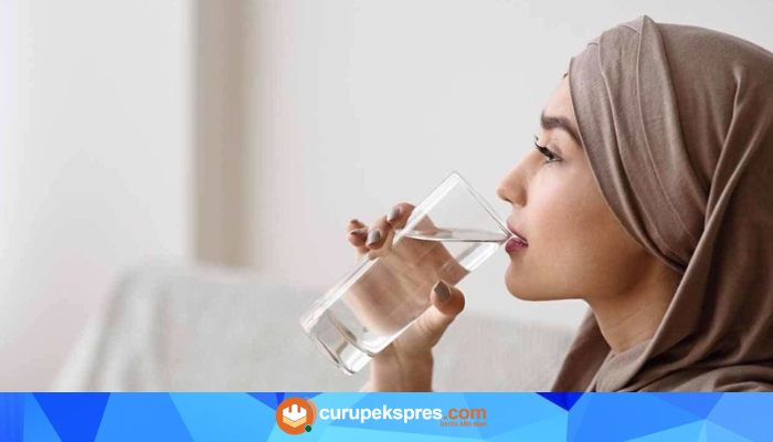 Pentingnya Hidrasi: Tips untuk Minum Air yang Cukup Setiap Hari