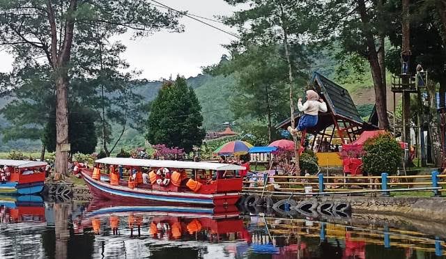 Mitos atau Fakta, Ular Kepala Tujuh di Danau Mas Curup