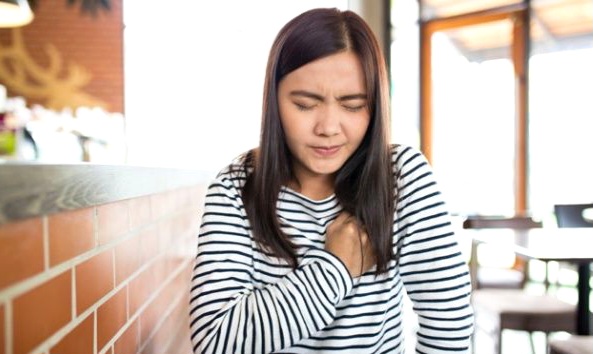  Gejala Serangan Jantung pada Wanita Berbeda dengan Pria, Ini Penjelasannya