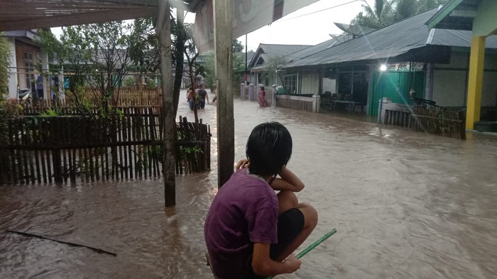 Sungai Uram Meluap 4 Desa Lebong Dikepung Banjir 600 KK Terdampak