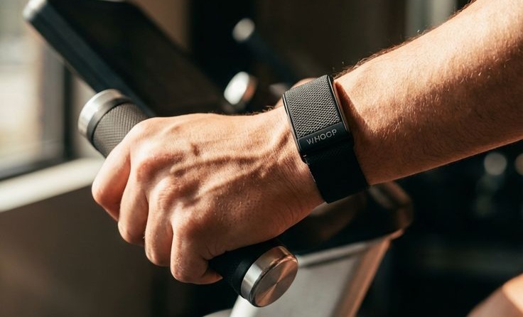 Apa Itu WHOOP? Perangkat Kesehatan yang Dipakai Deddy Corbuzier untuk Memantau Vidi Aldiano