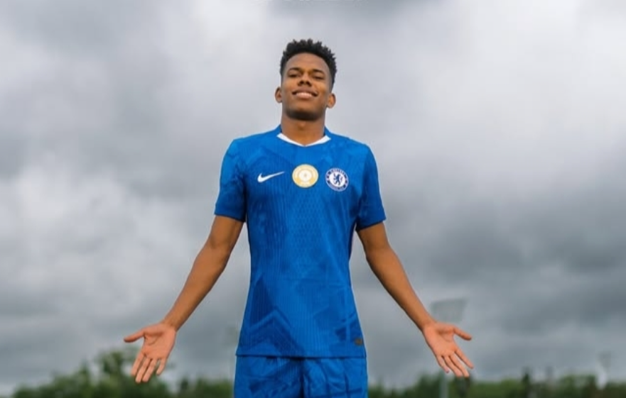 Estevao Willian Resmi Gabung Chelsea, Perkuat Skuad Muda The Blues untuk Musim 2025/26