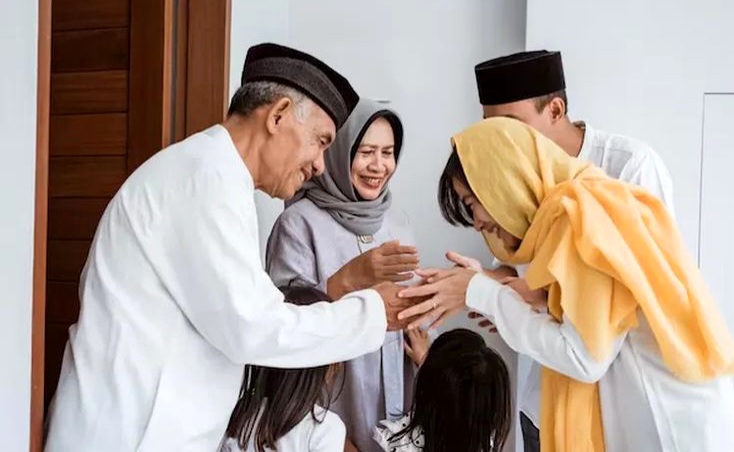 Lebaran Bukan Ajang Kompetisi! Ini Cara Menikmati Momen Tanpa Beban Sosial